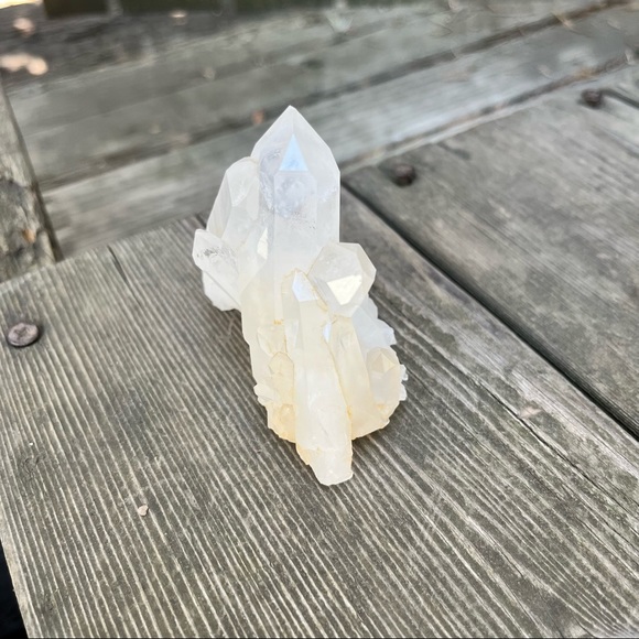 Clear Quartz Crystal Cluster Self Standing - Picture 7 of 17